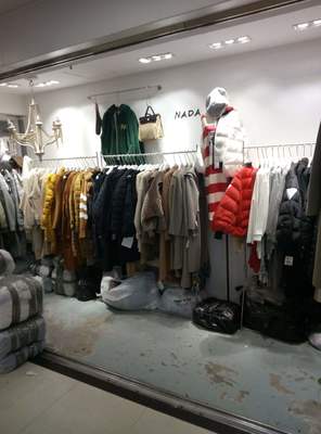 服装服饰零售库存管理指南 破解库存积压困局的有效策略