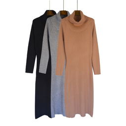 正上佳毛衣连衣裙 秋冬衣橱里的温柔与优雅